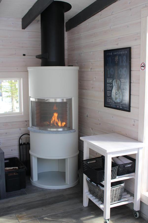 Pyhaekirnu Cottage Pyhatunturi Luaran gambar